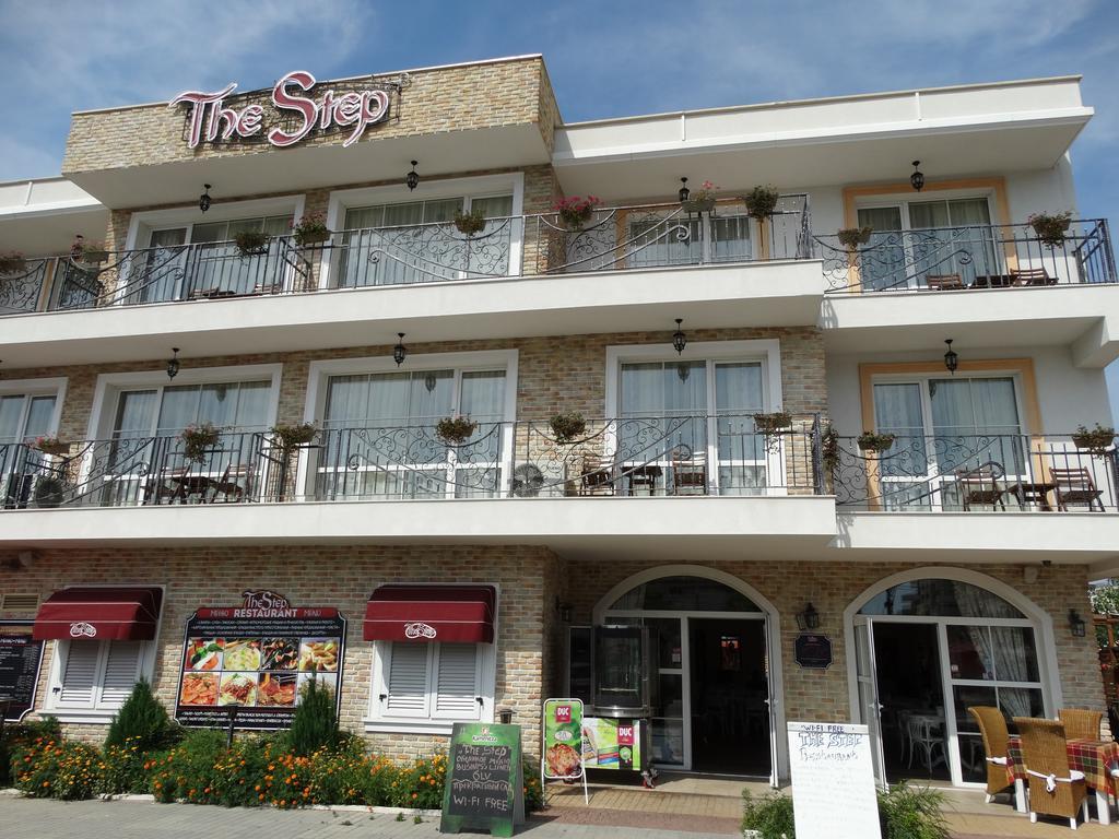 The Step Family Hotel ساني بيتش المظهر الخارجي الصورة